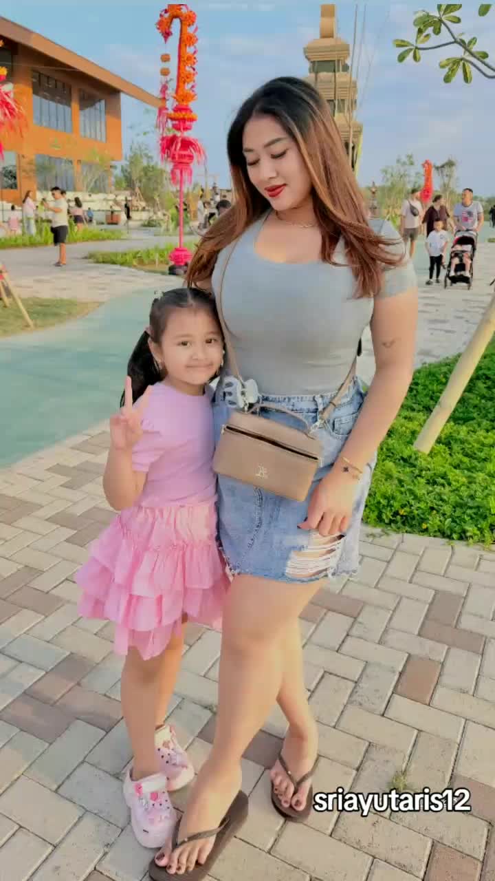 @sriayutarisa🦋