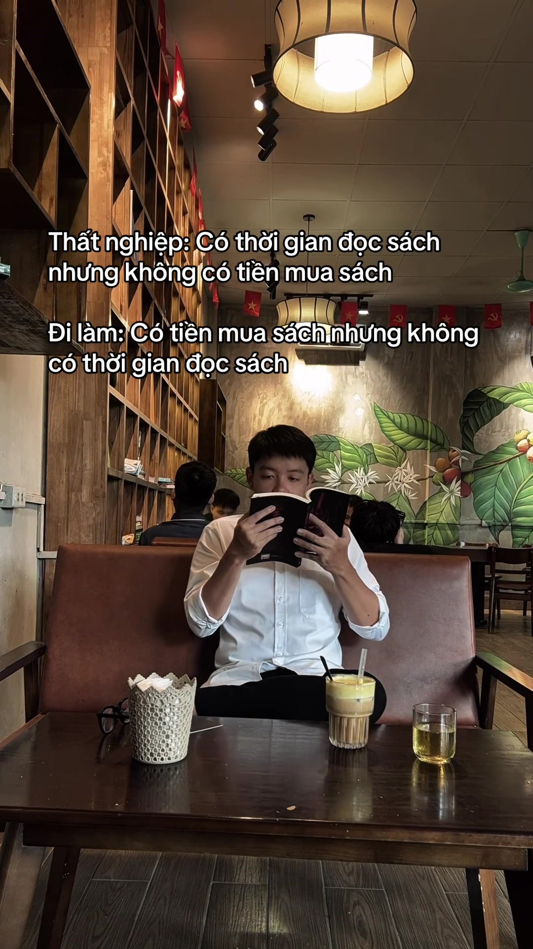 @Friend With Book 📚