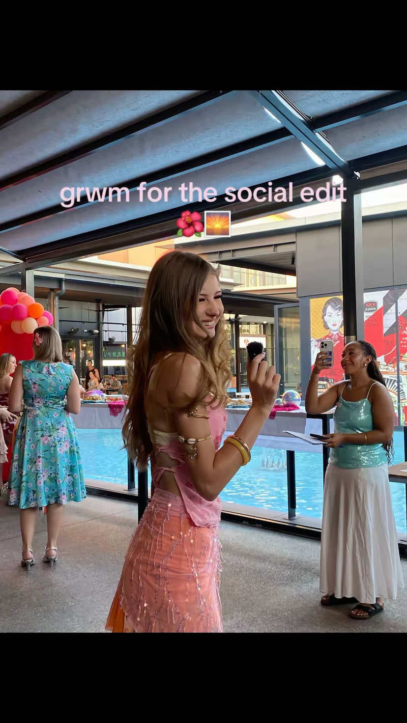 @elyssa🧁