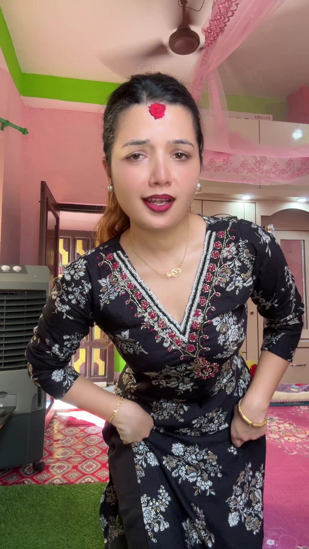 @deepti adhikari❤️