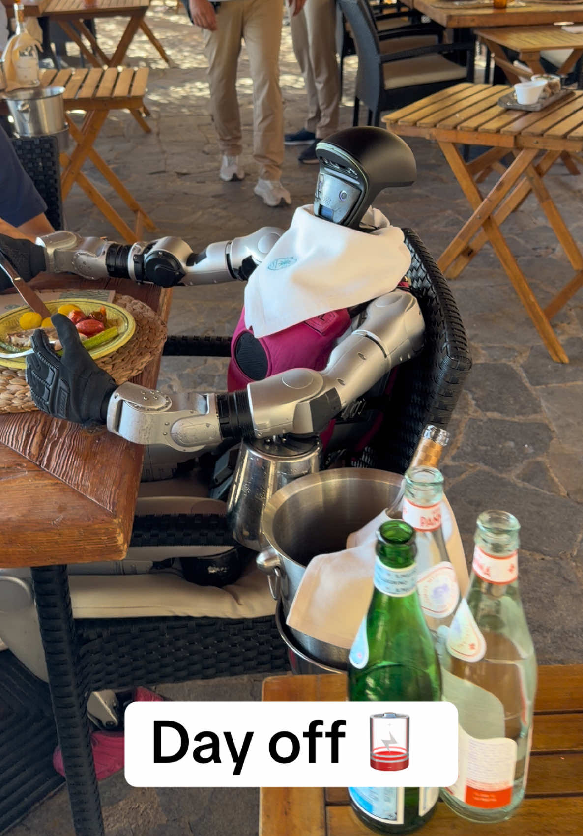 @leobot_official