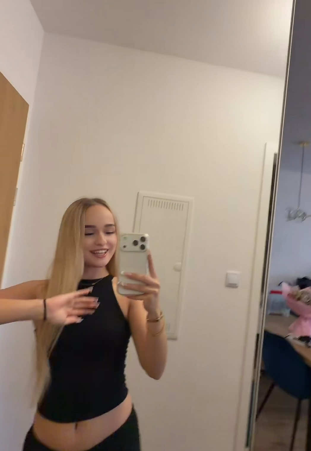 @sandra 🦦