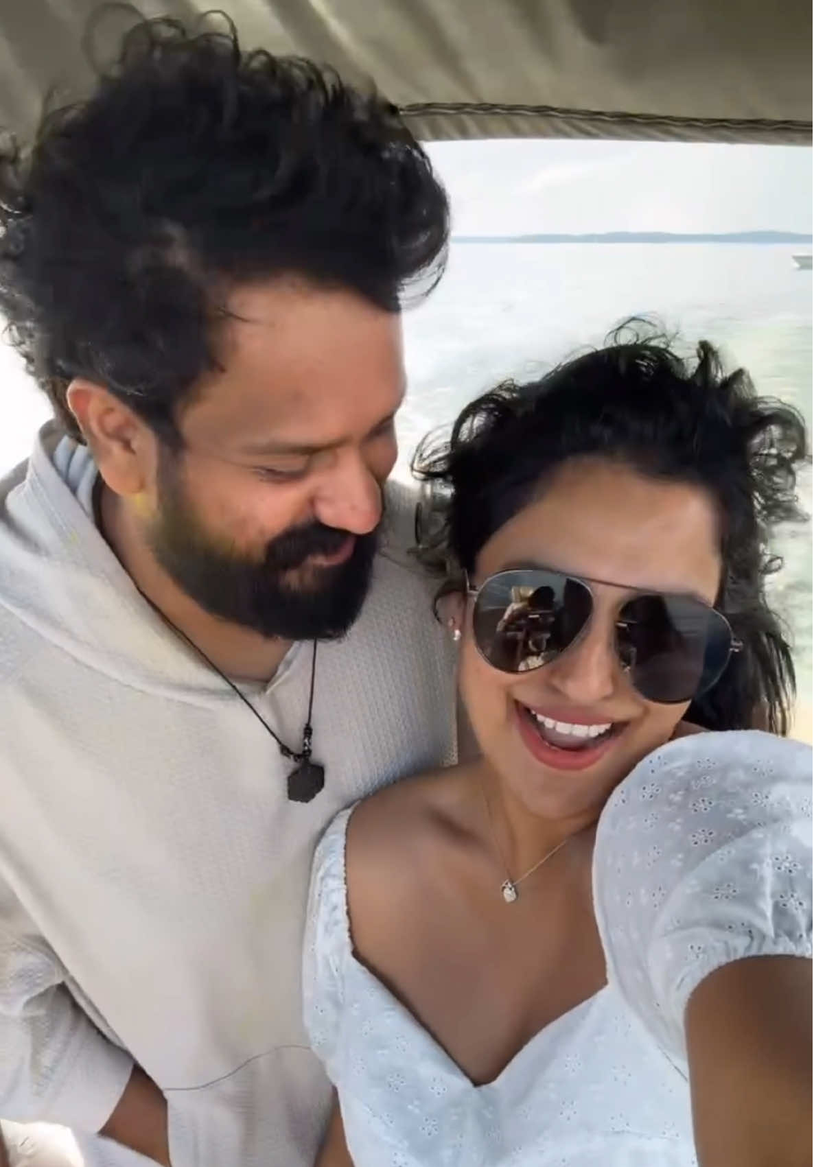 @Keerthiravali