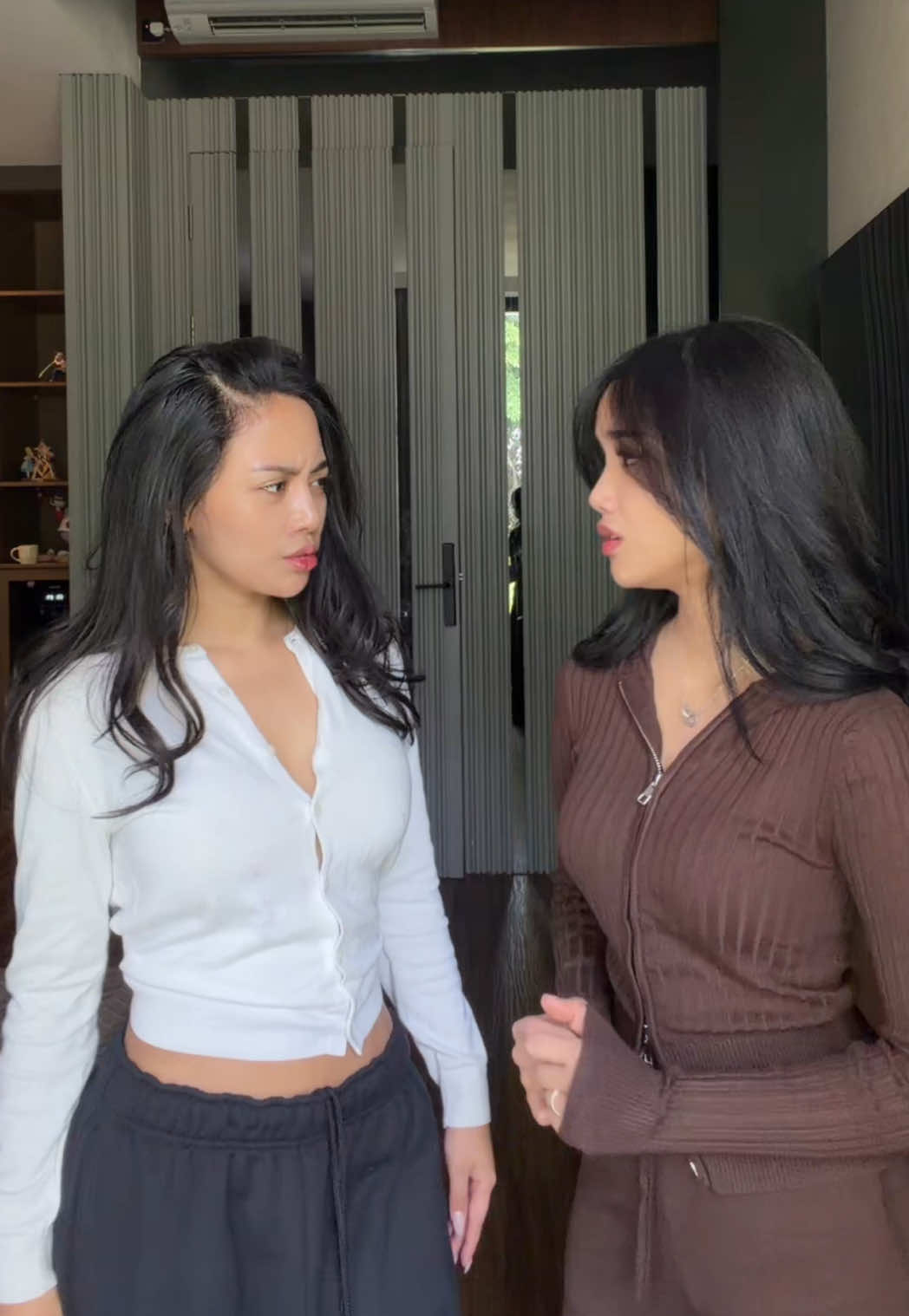 @Rachel vennya