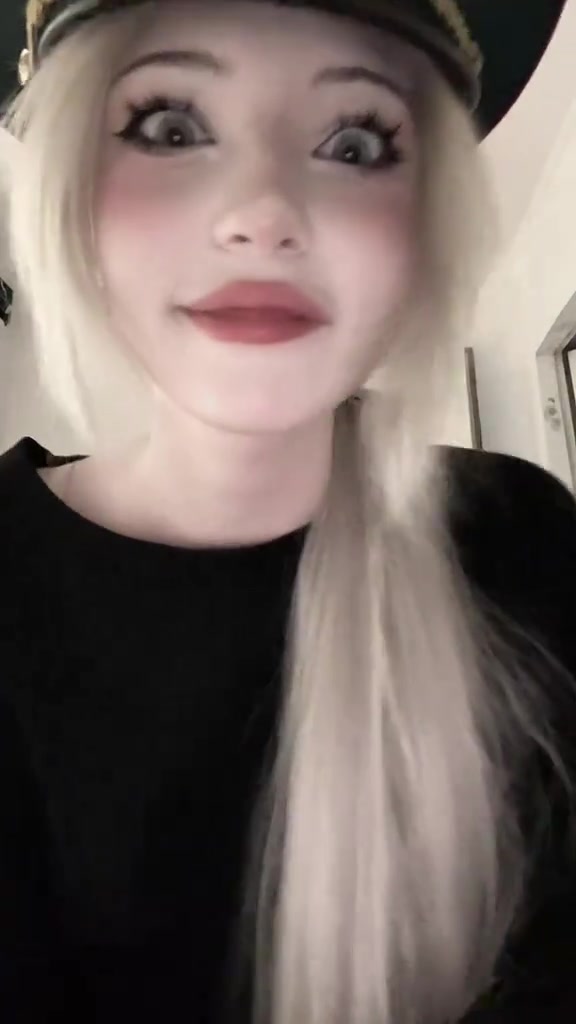 @Арина