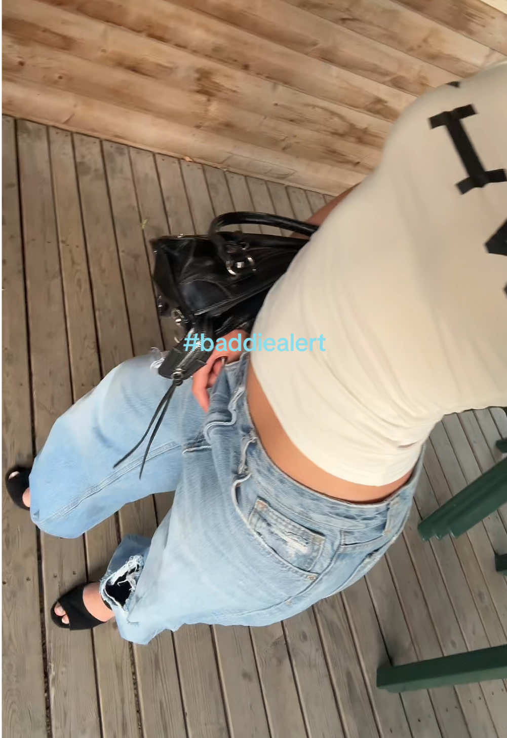 @anaismly_