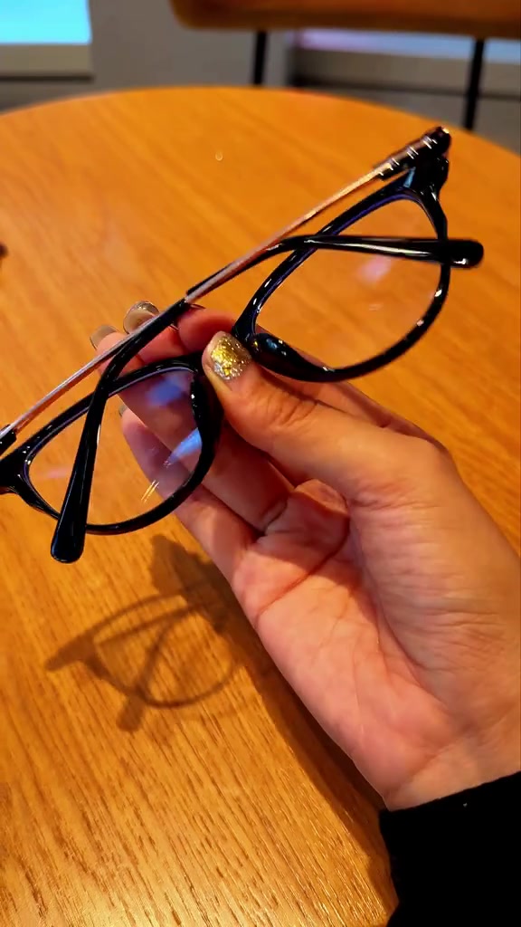 @Toko Optik Mode ZM