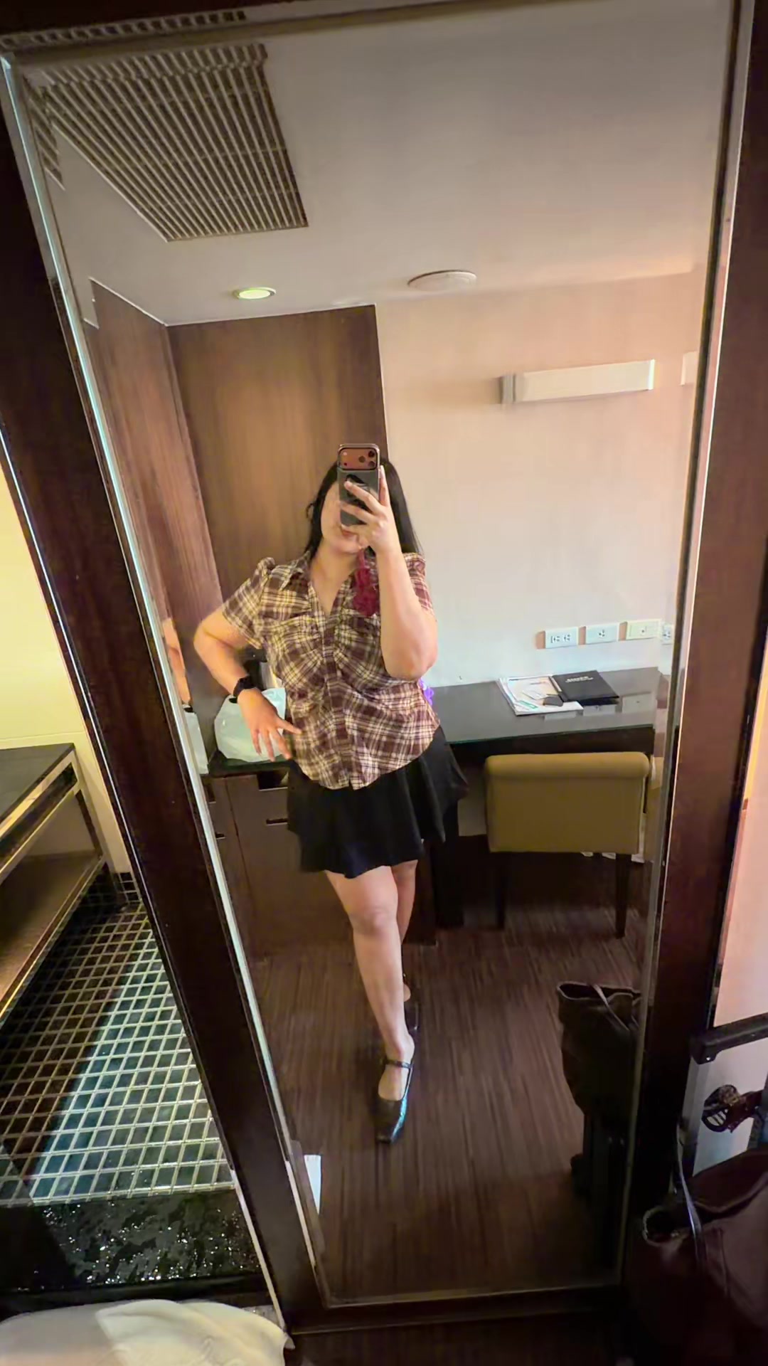 @laelasaribon