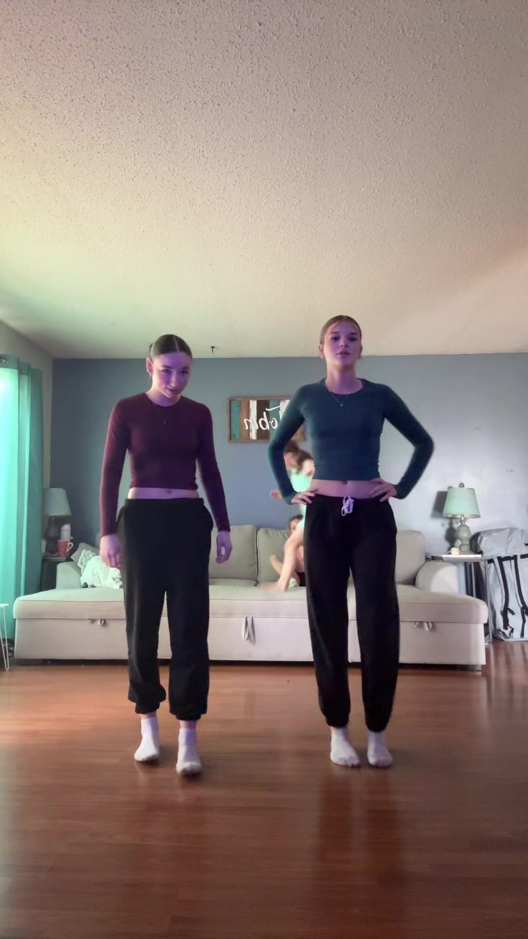 @BellaandTori