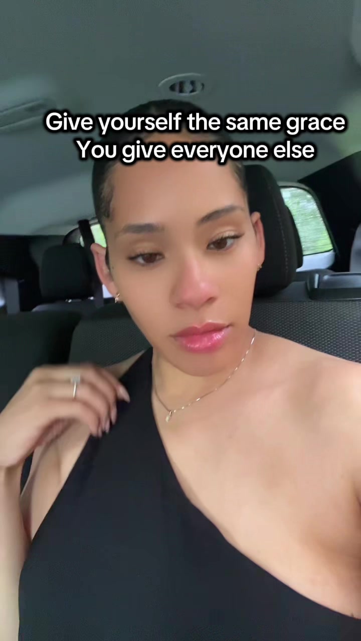 @Courtnie