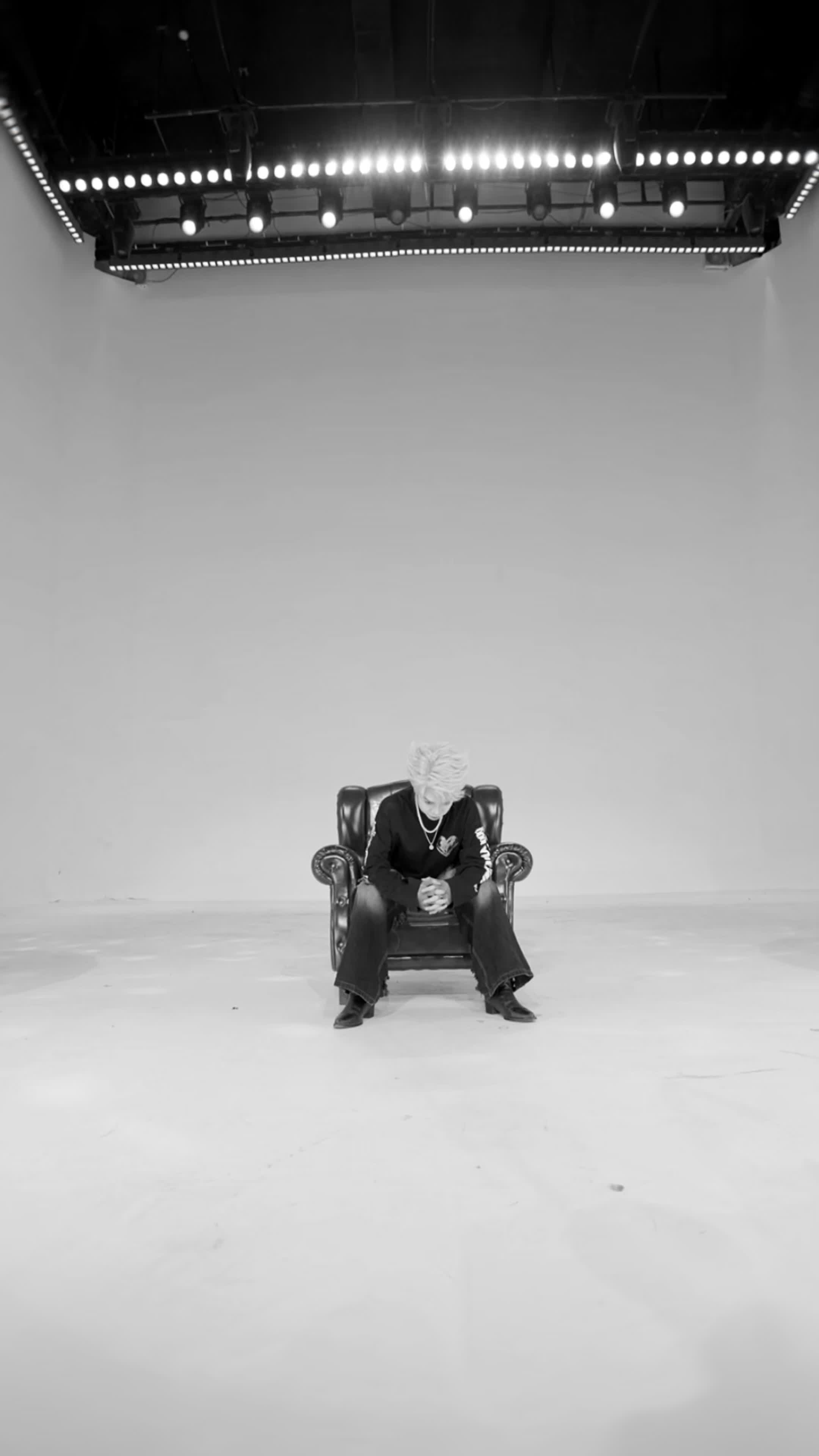 @H-WORLD 808