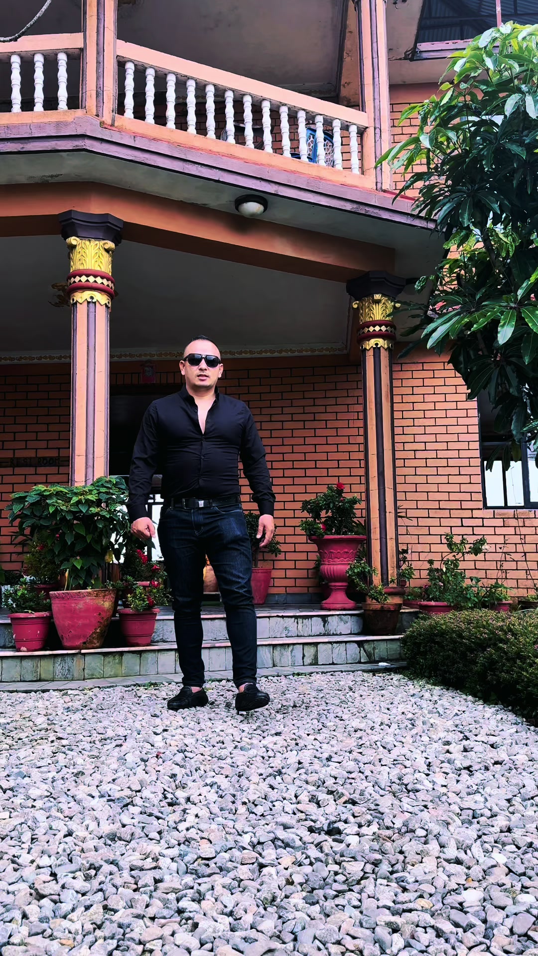 @suraz lama blon