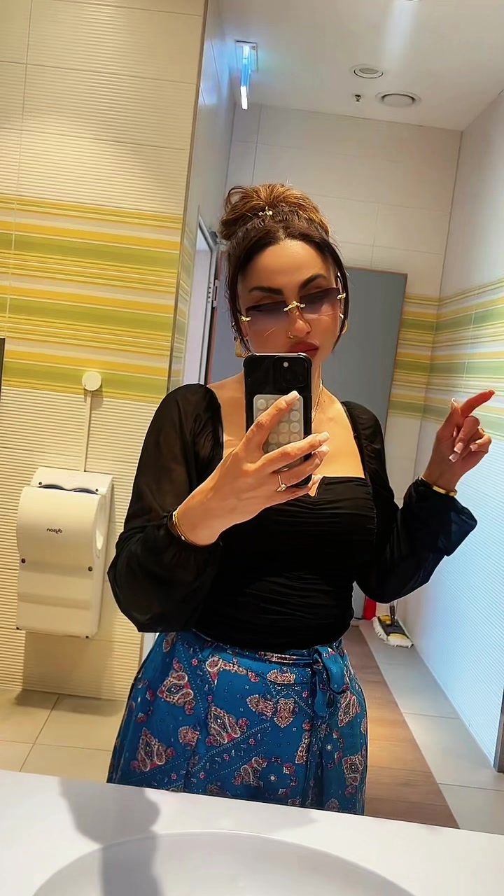@lorylolyta32