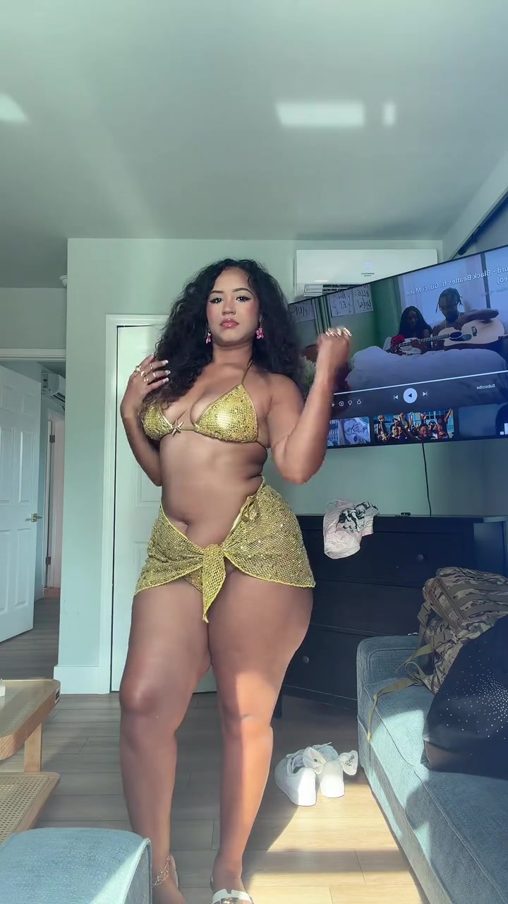 @Mia ✨
