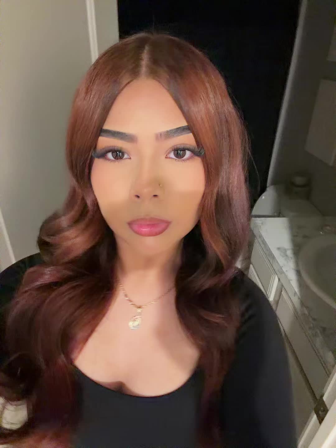 @⃟