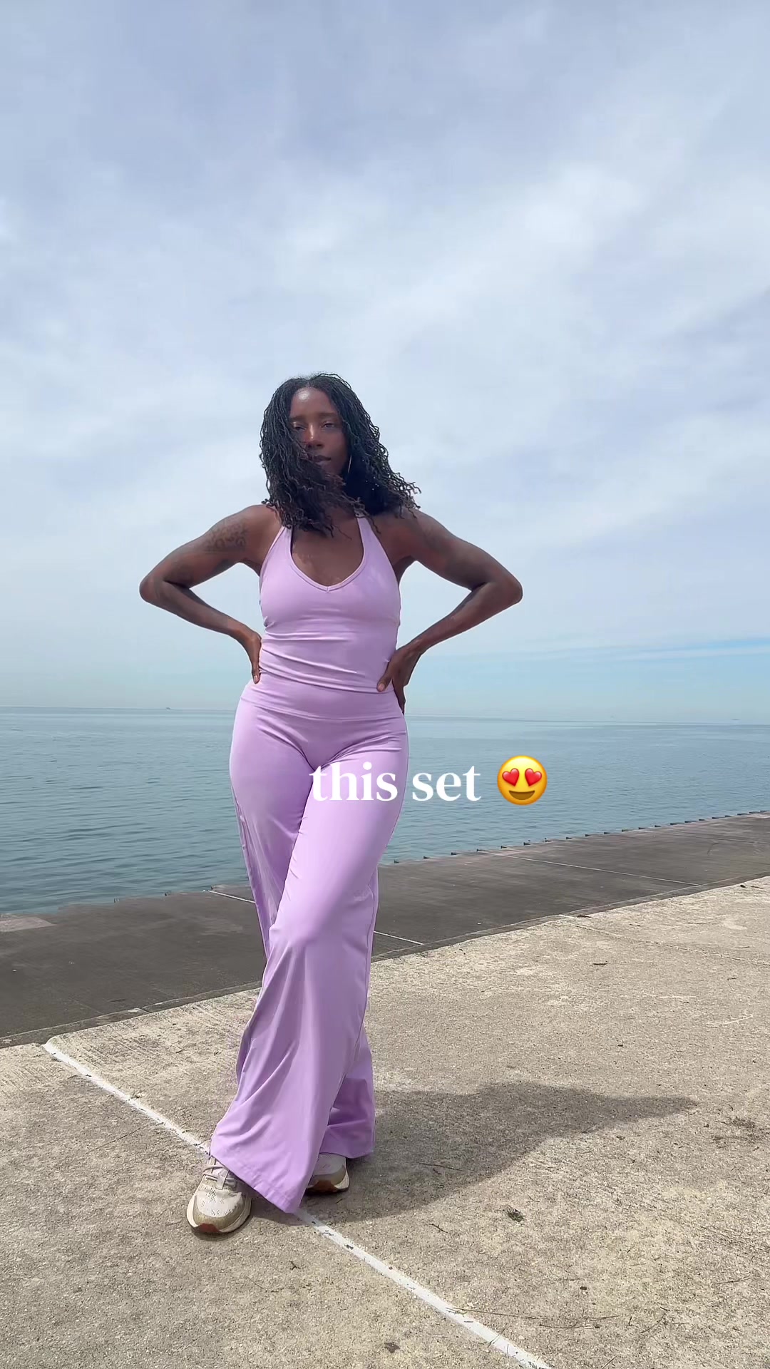 @Monique | World Traveler