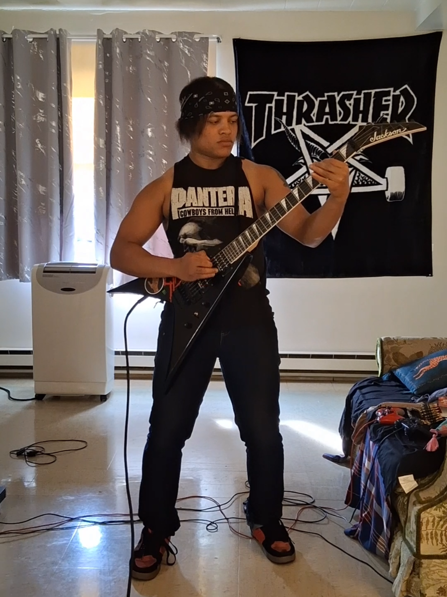 @☠︎︎DeShane Thrasher☠︎︎
