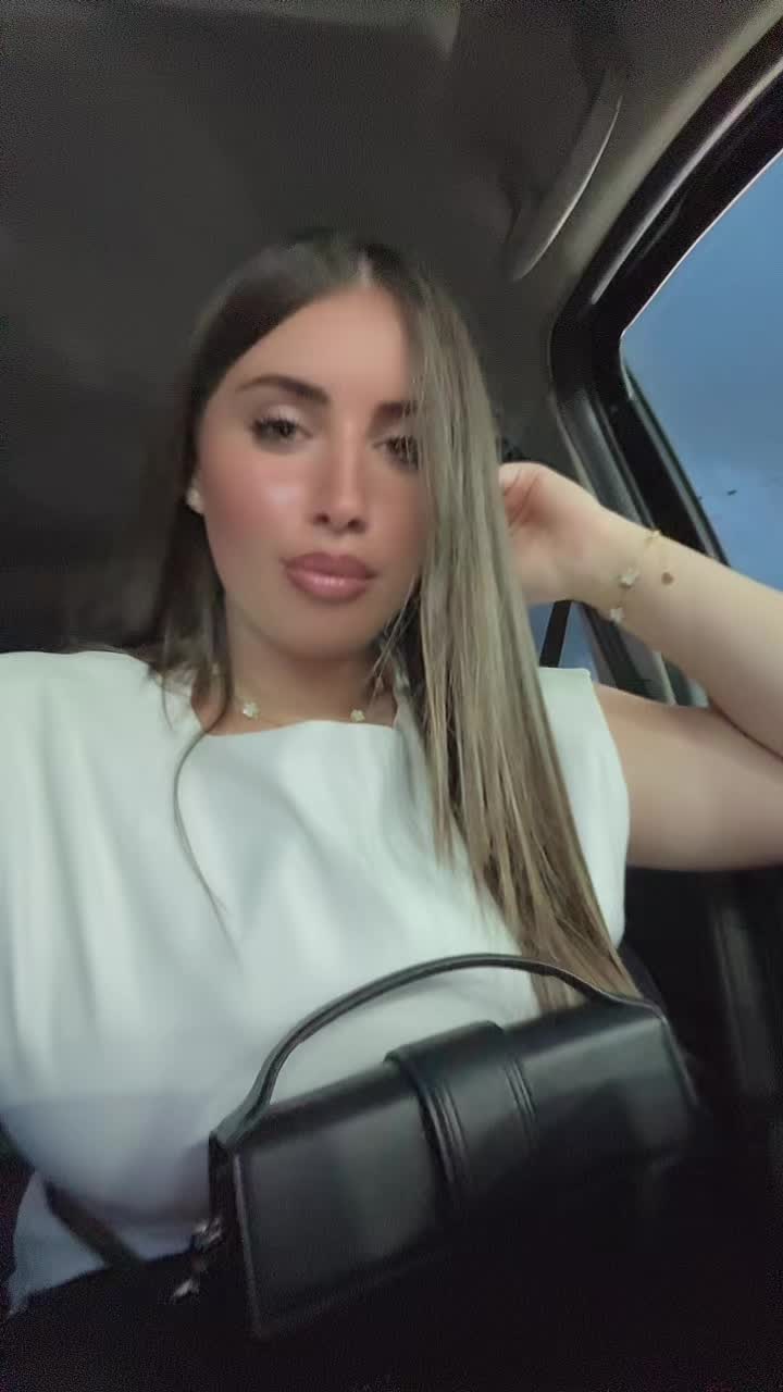 @angela
