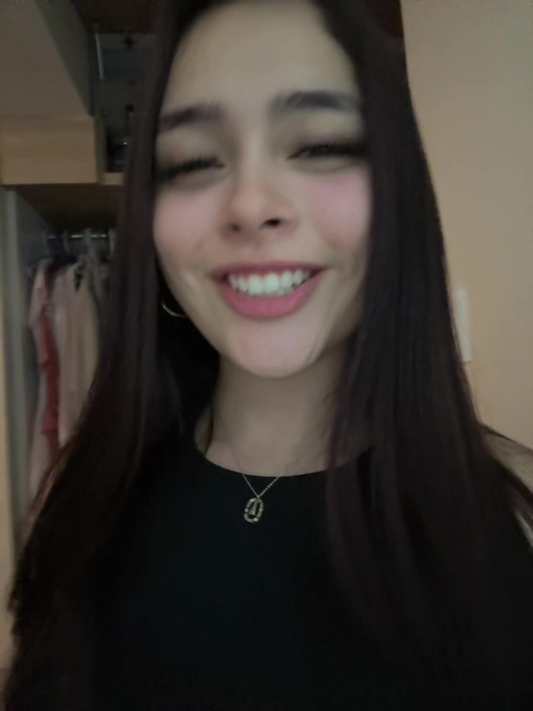 @𝑨𝑽𝑹𝑰𝑳