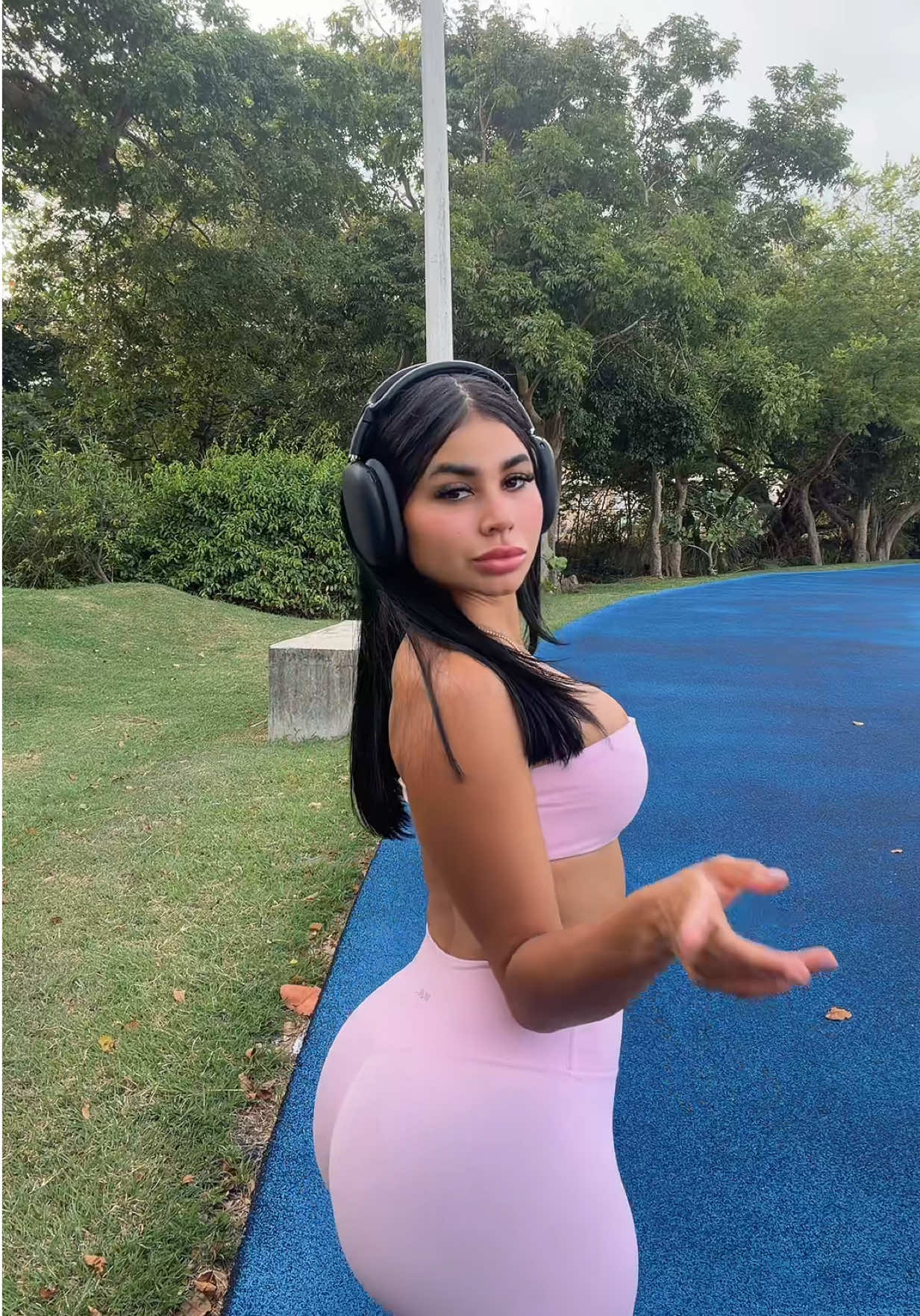 @Dayarlin