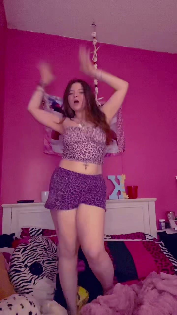 @Katie🐆🎀🖤