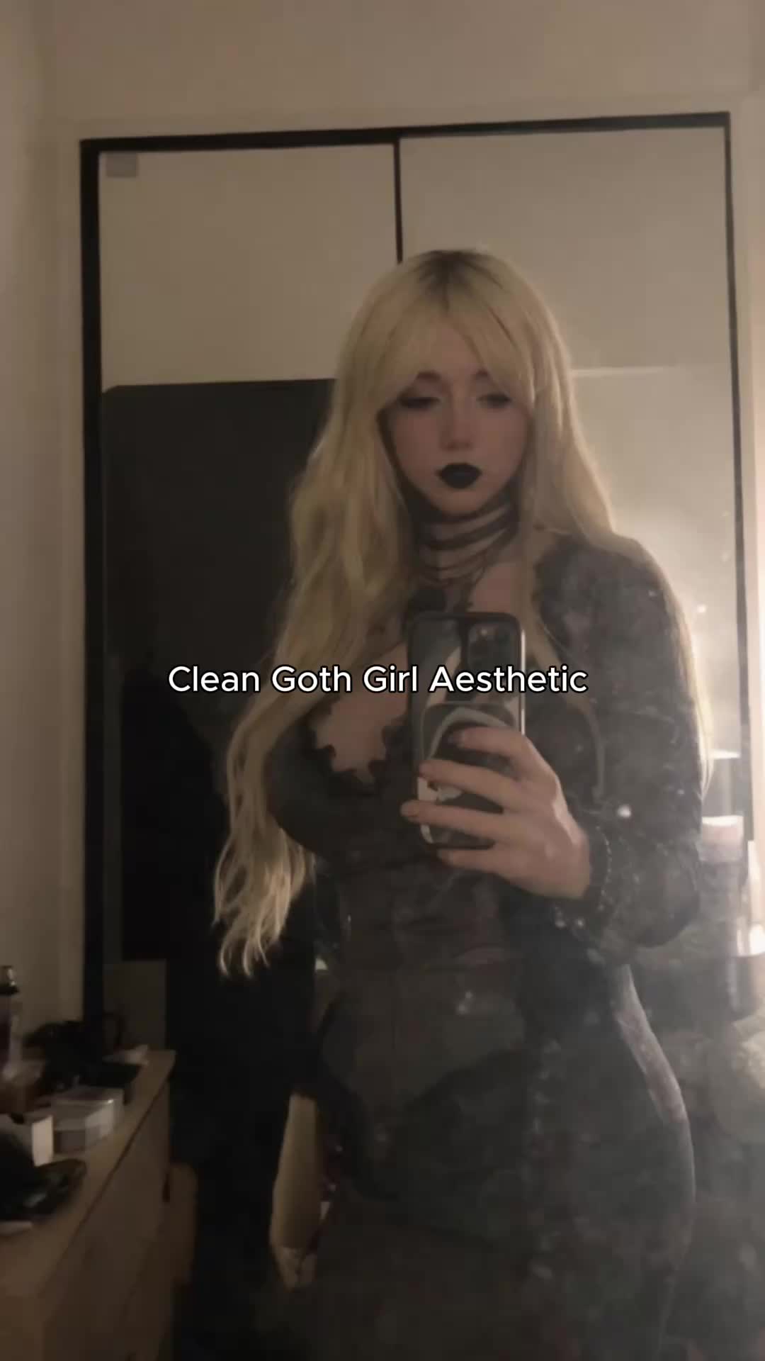 @Goth Girl Anna