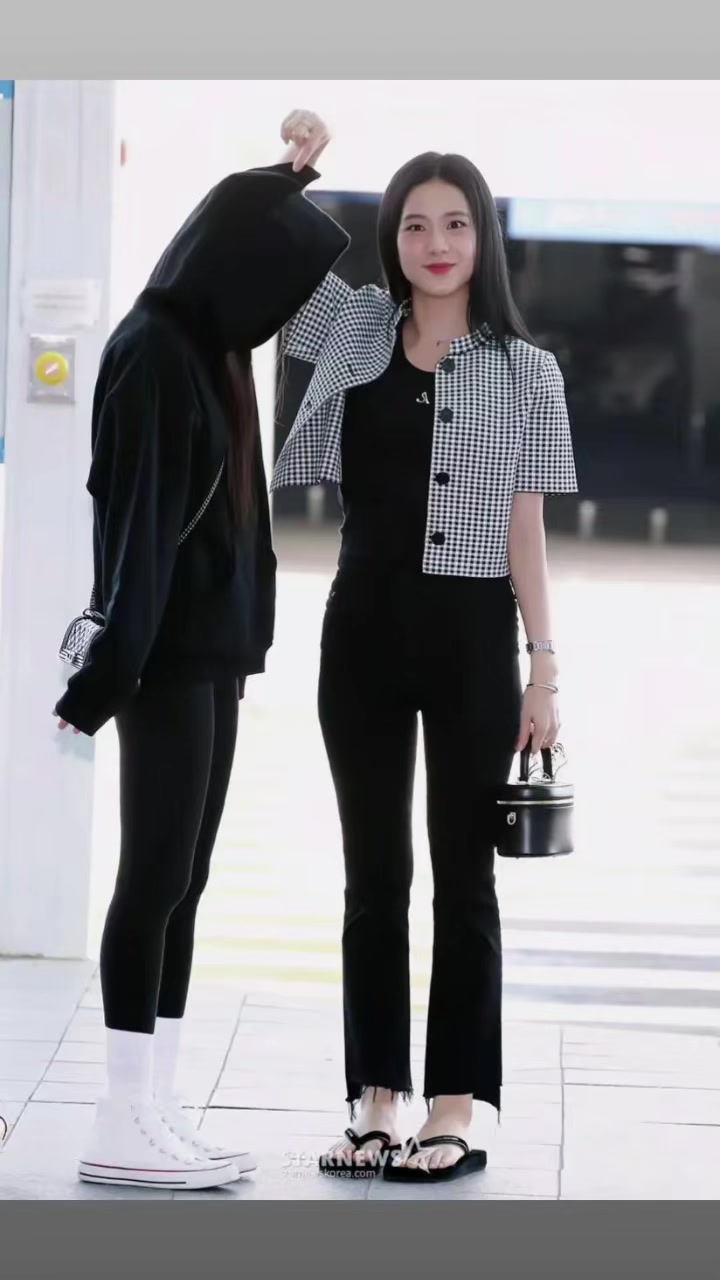 @Kim Jisoo๐ ๅคๅฟ
