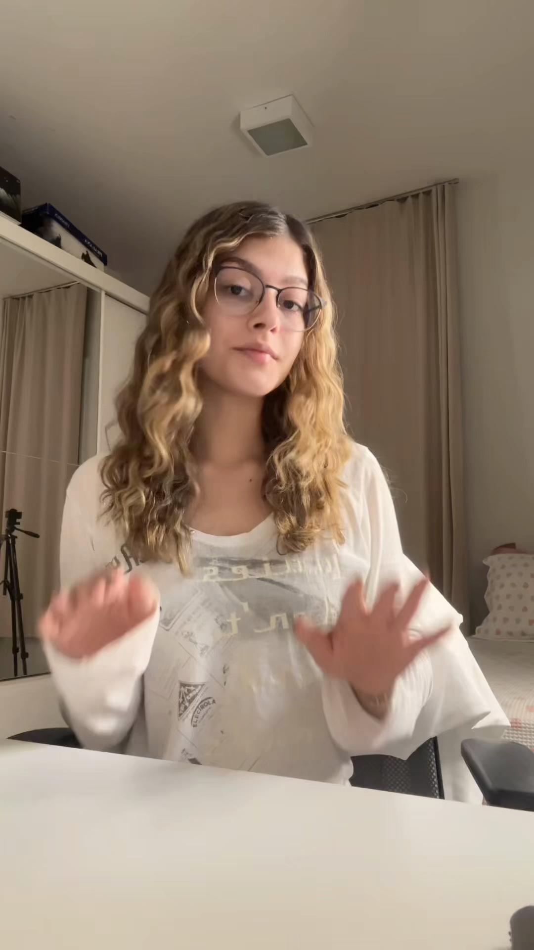 @bymavihs