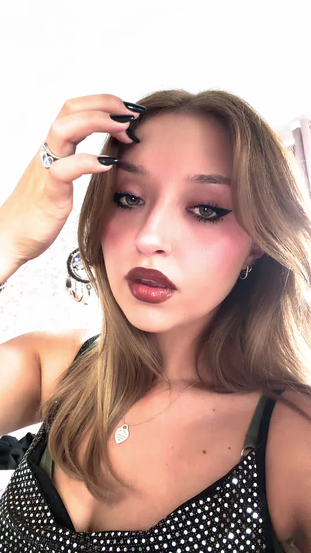 @laura👾