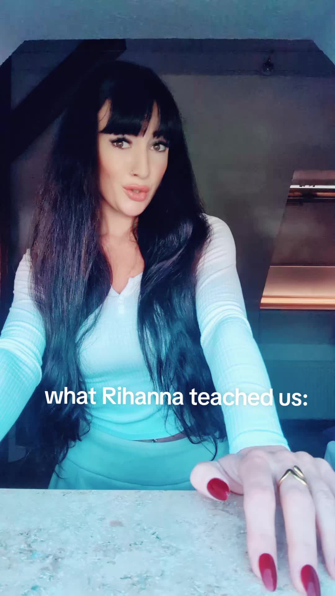 @🦋