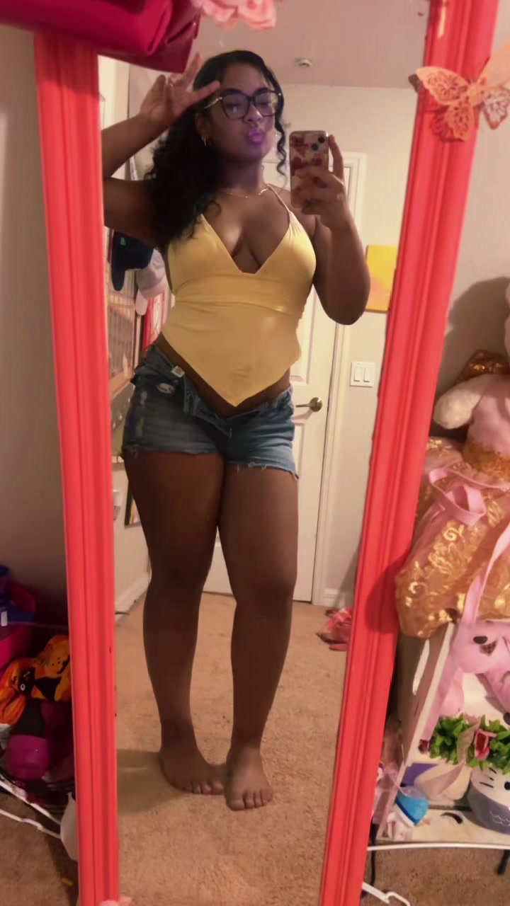@julii 🎨