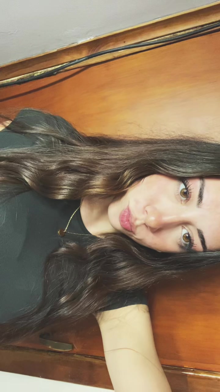 @Valchi 💋