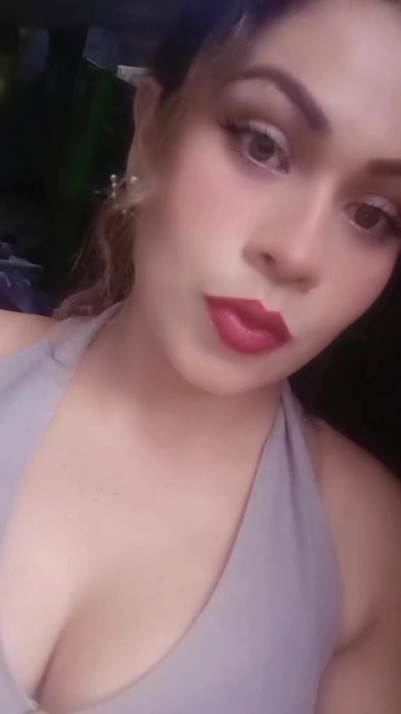 @Luna🇳🇮🌜