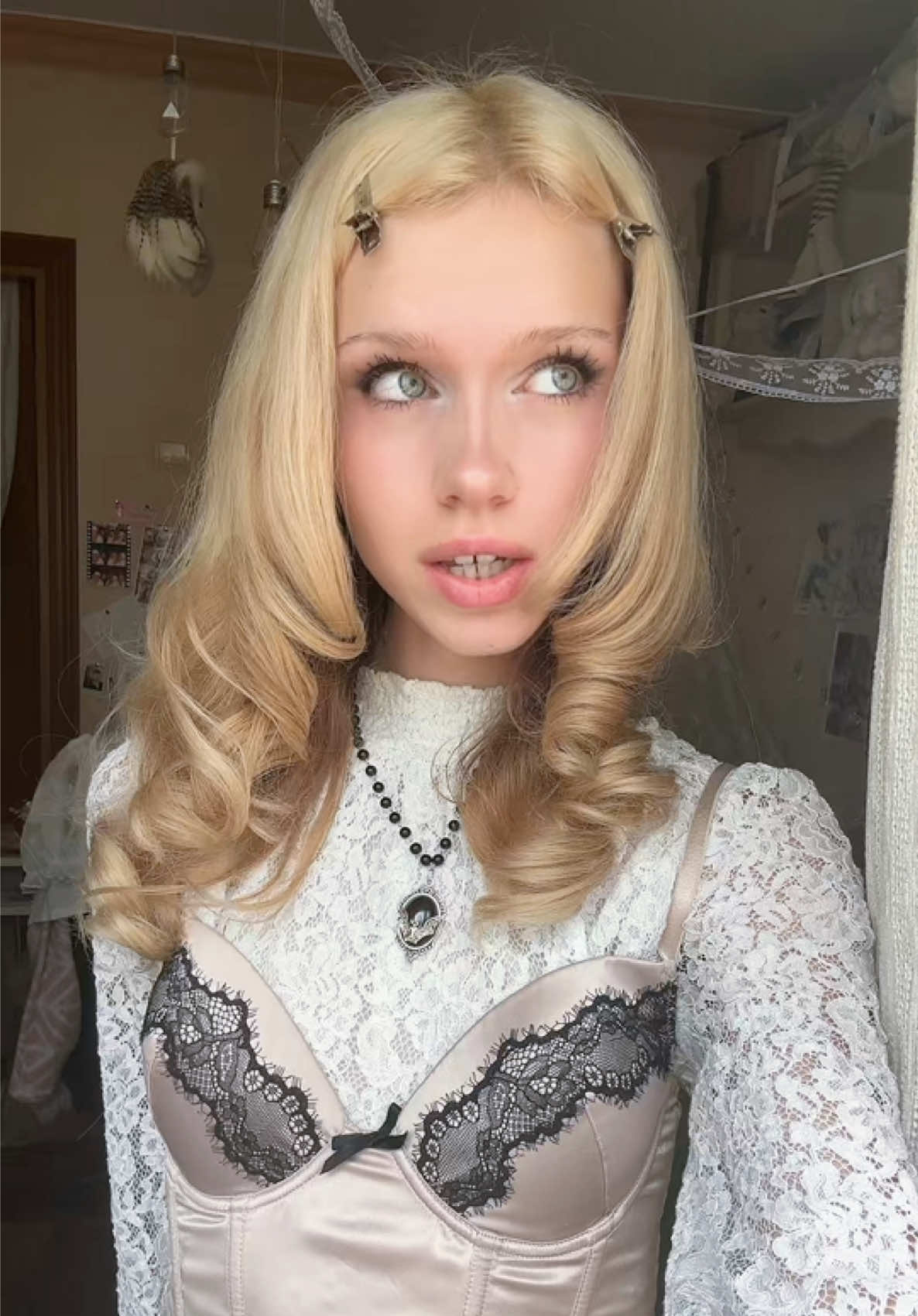 @настя шо 🕰️