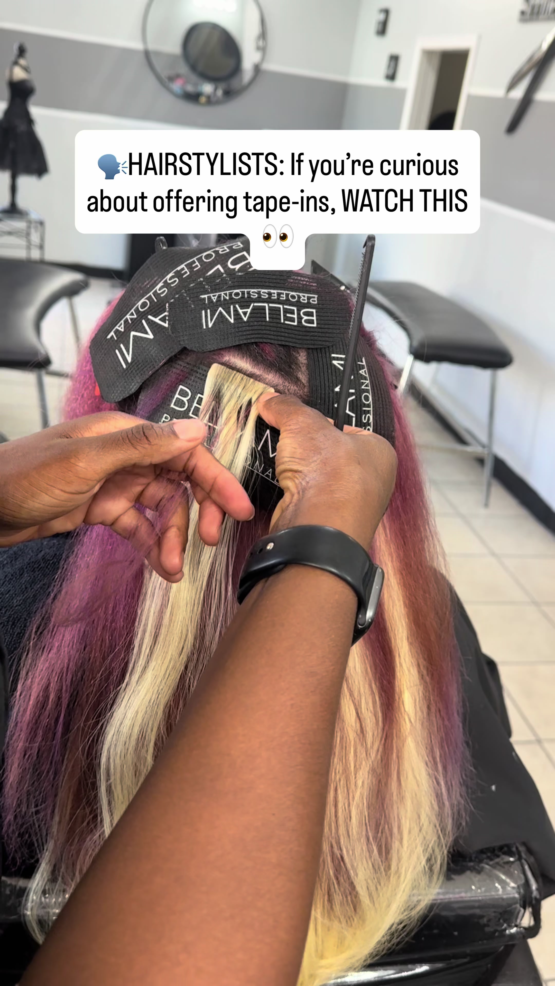 @Strawberricurls | Hairstylist