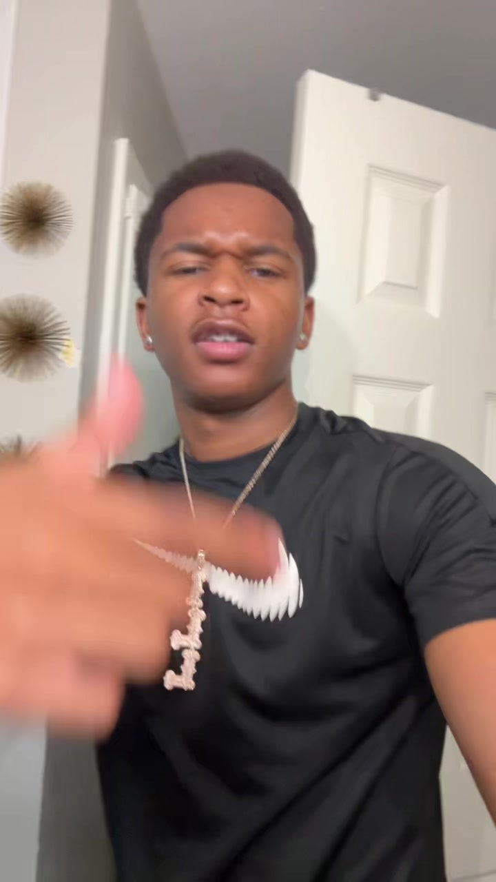 @🤮