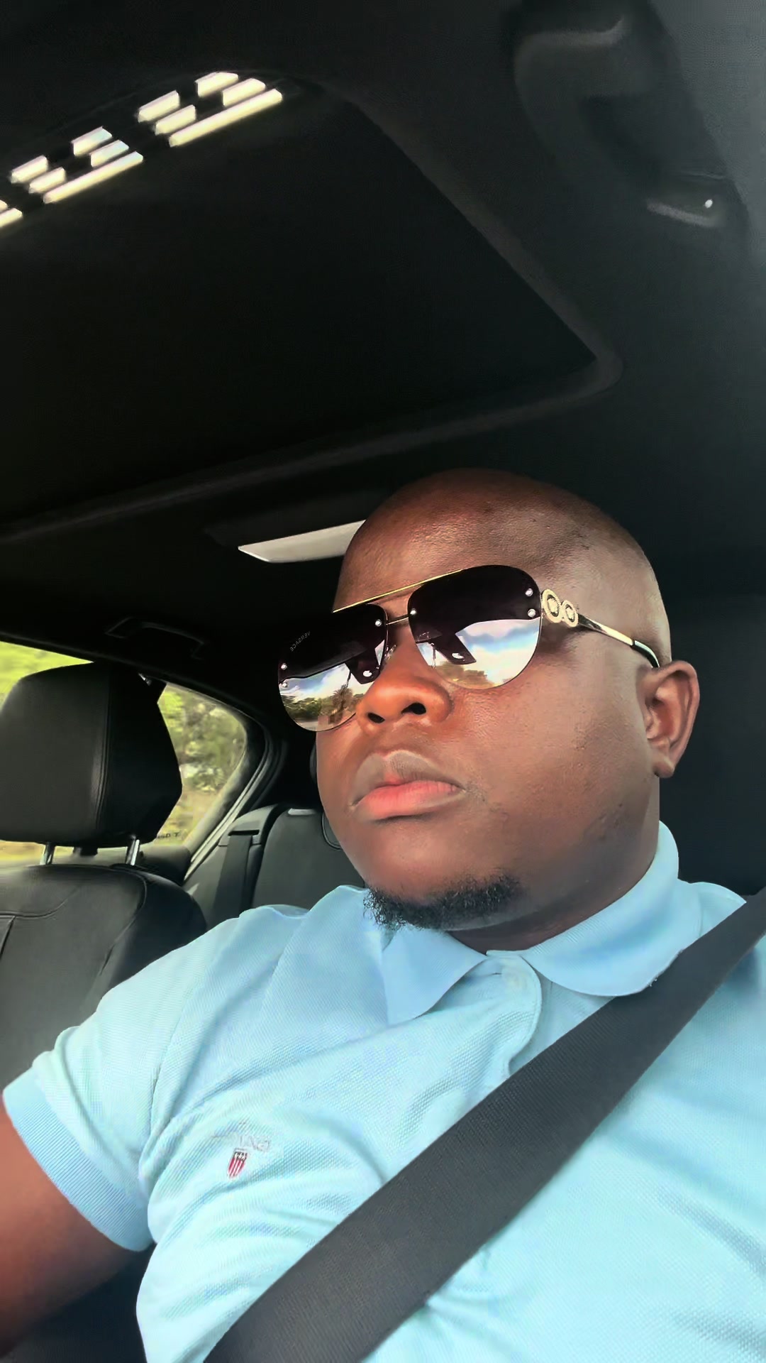 @Ndzumbu🇿🇦