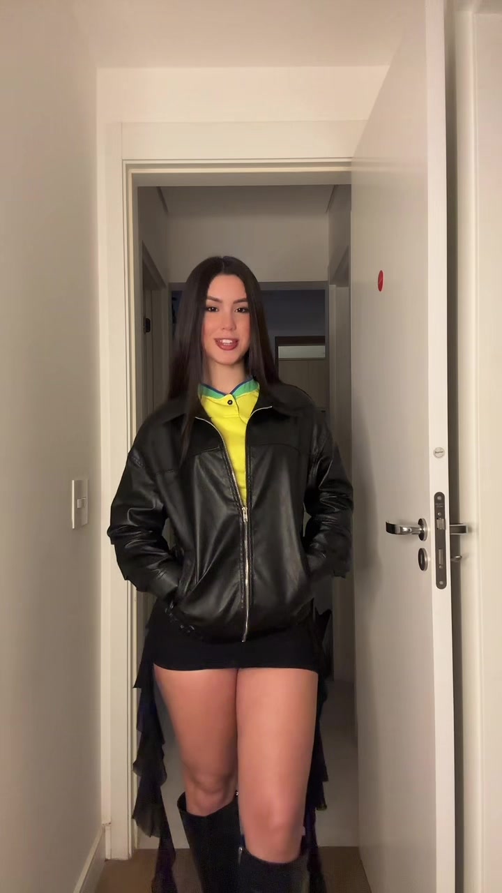 @Lívia Araújo