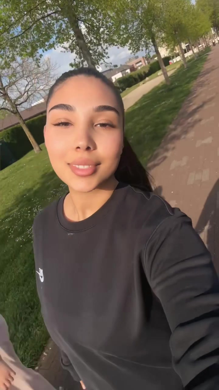 @naomimihai31
