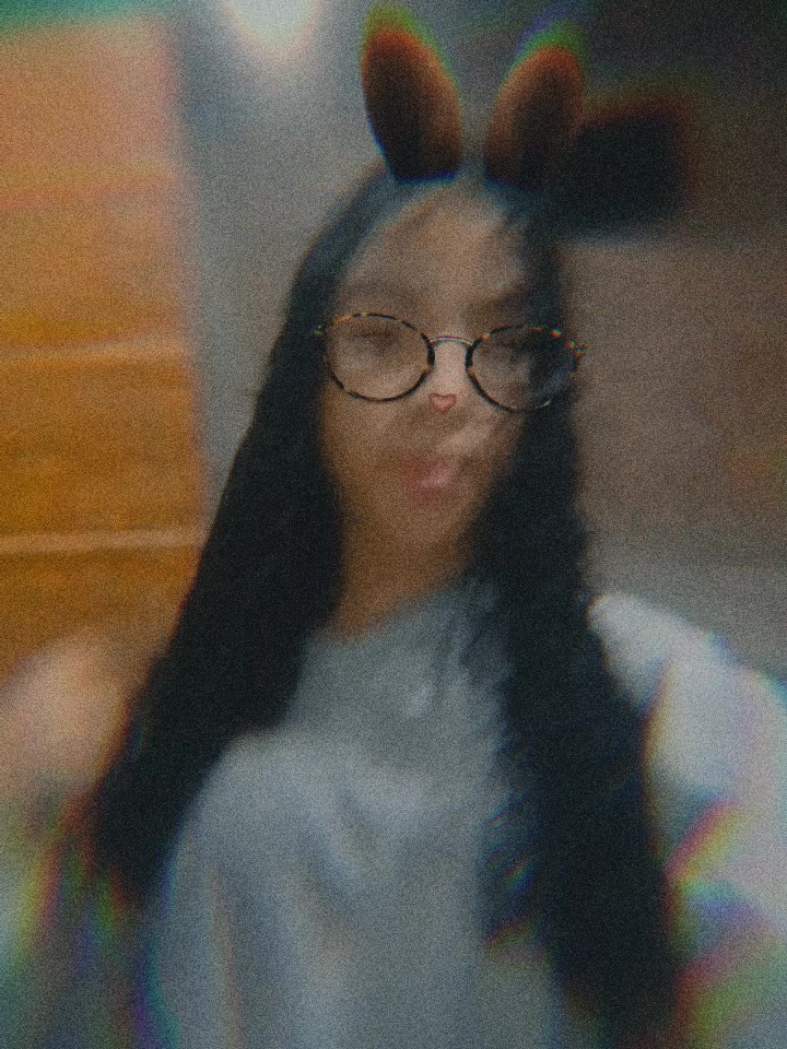 @🤙🏼🥴