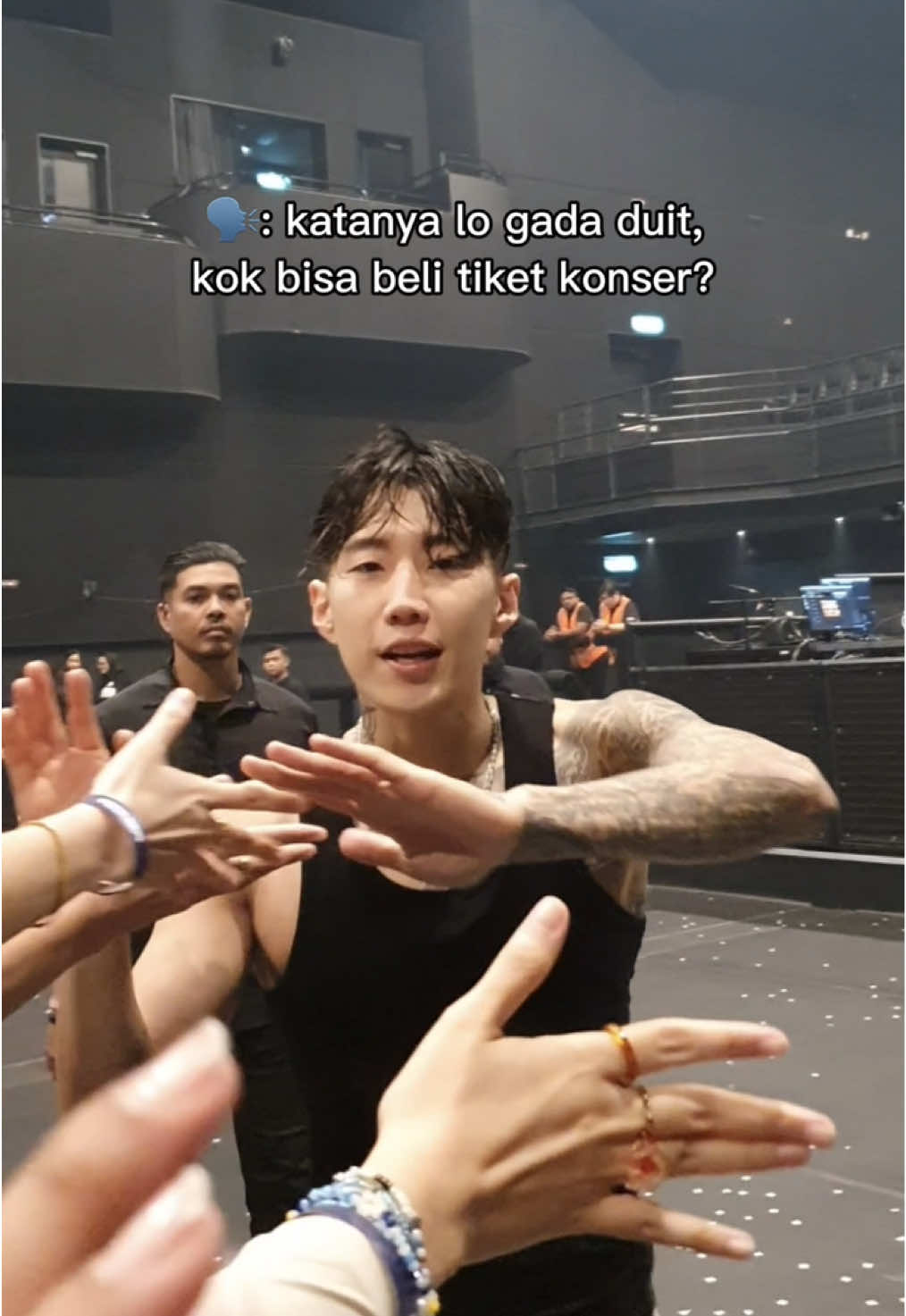 @Lia