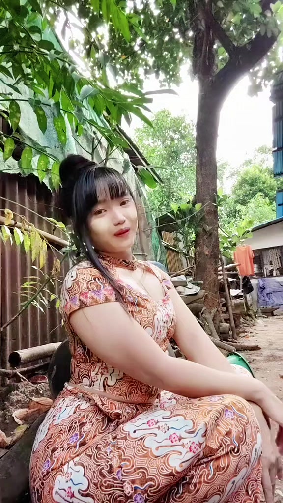 @♥Naw Lay♥တွံ့တေးသူလေးပါရှင့်