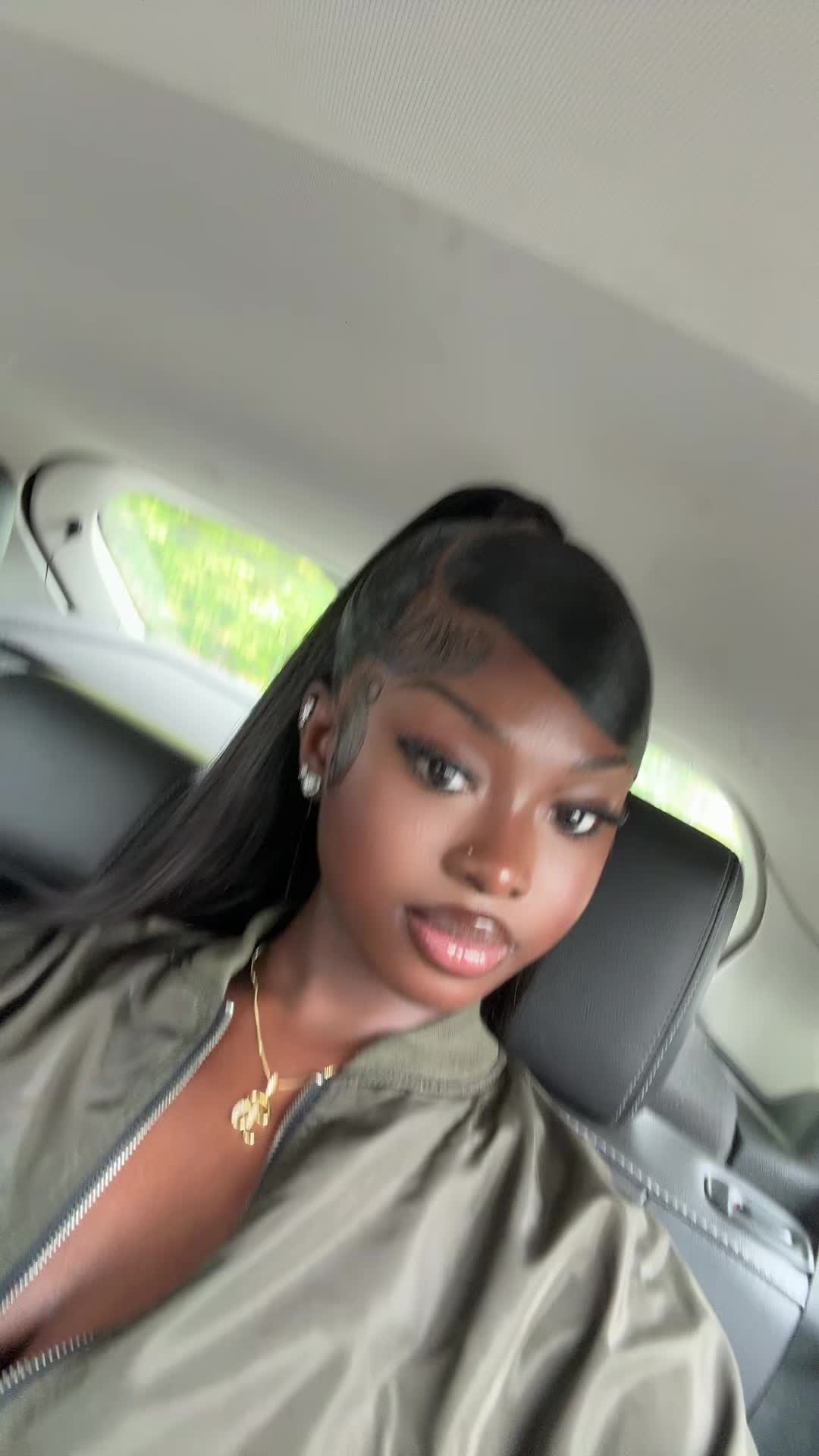 @bintanovaaa