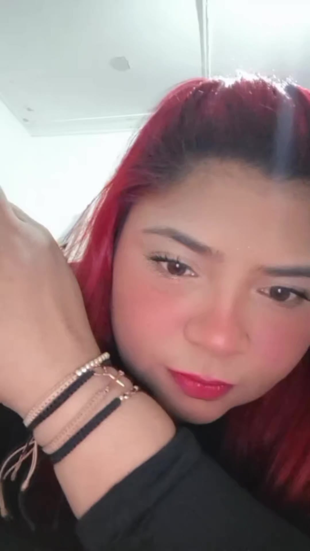 @Ynifer