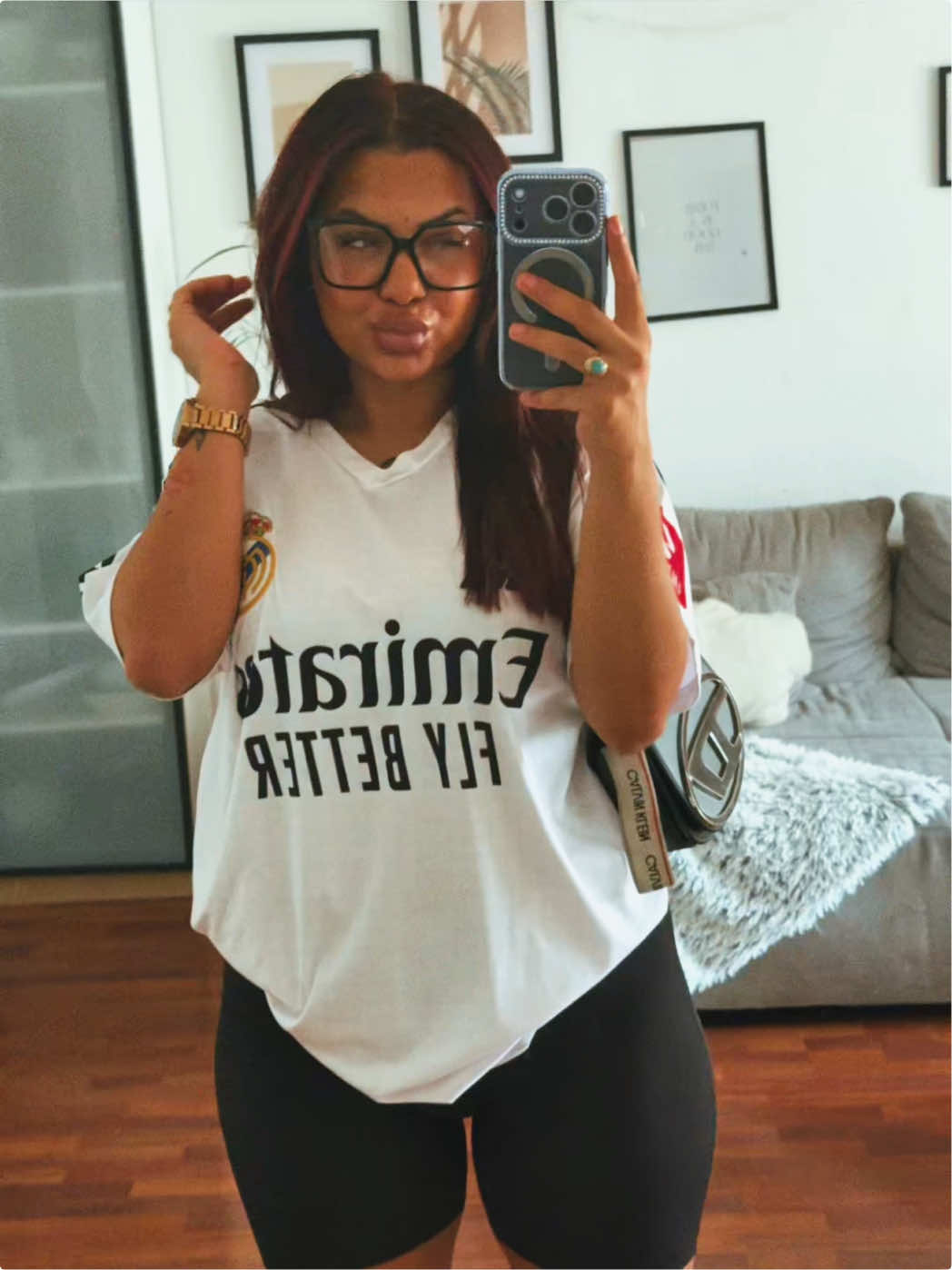 @bellaxlaila