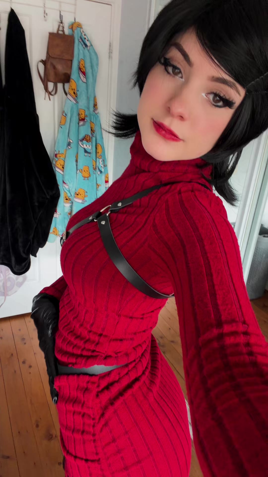 @Minacakes_12