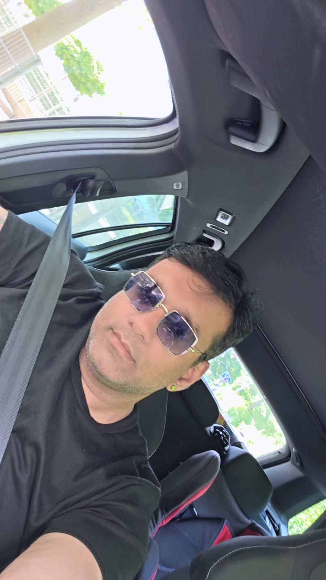 @Sunny Verma 🇮🇳 ❤️🧿 🇩🇪