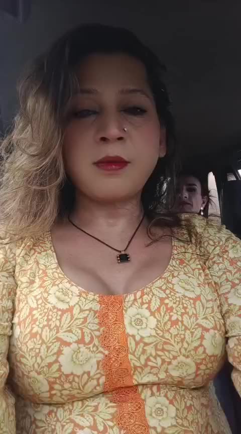 @annu_malik0
