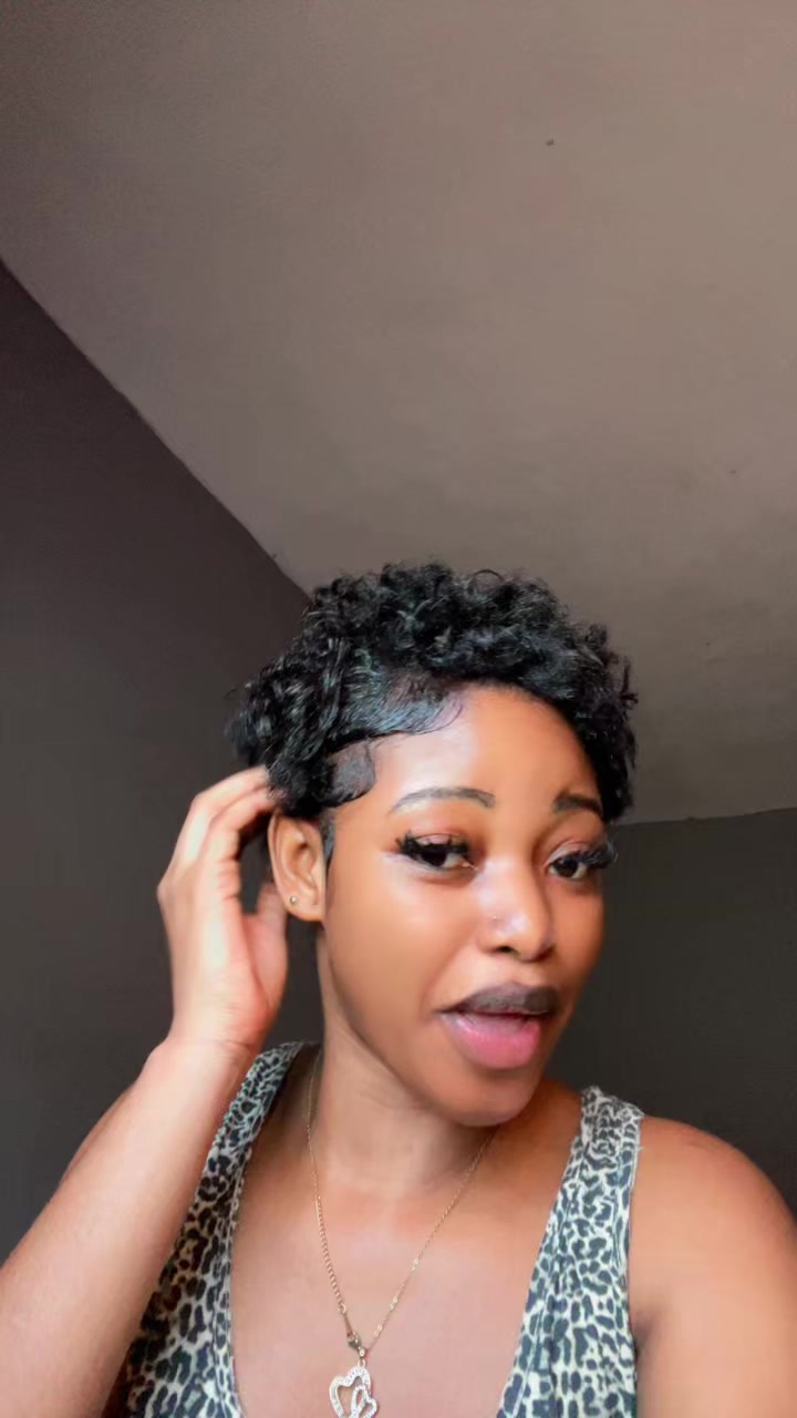 @🎀Prissy born bold 💞🫧🥹