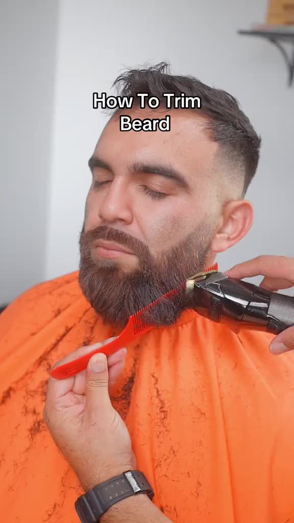 @Paco•Los Banos Barber